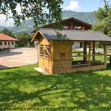 Ferienparadies Taxen Bauernhof *