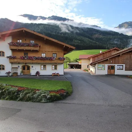 Bauernhof Ferienparadies Taxen *