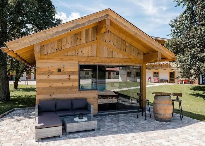 农家乐 塔克森度假别墅 *