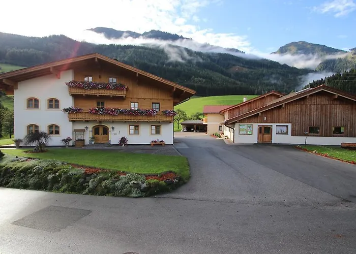 农家乐 塔克森度假别墅 *